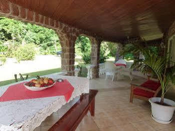 Chez Muriel Anse Volbert Village  Exterior photo