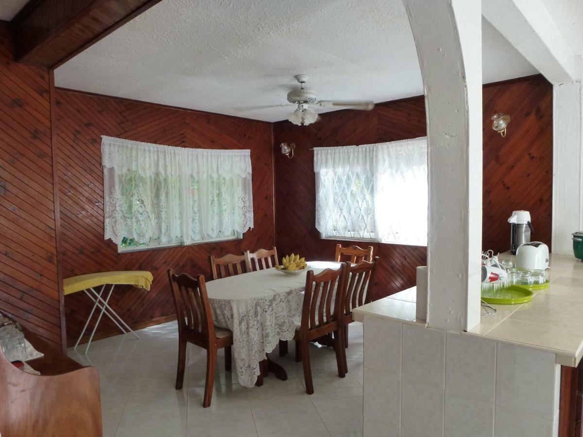 Chez Muriel Anse Volbert Village  Exterior photo